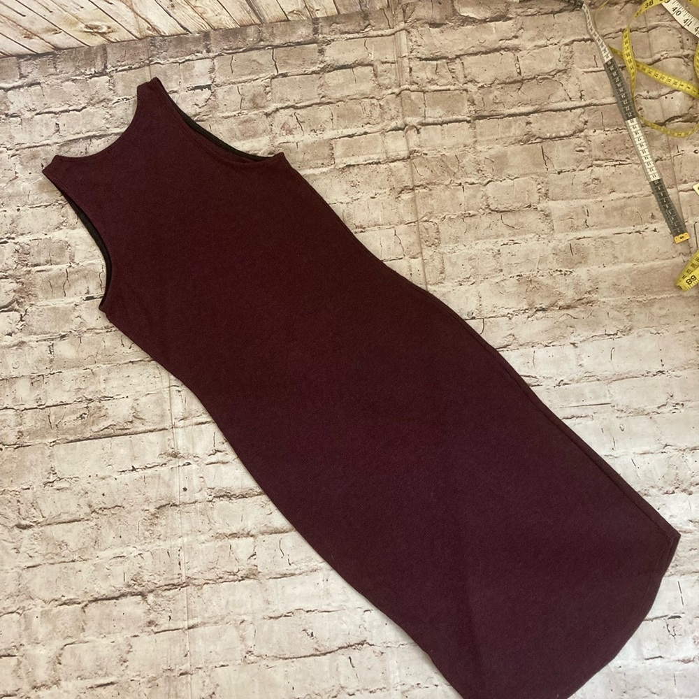 Vivace sleeveless burgundy body con dress size L